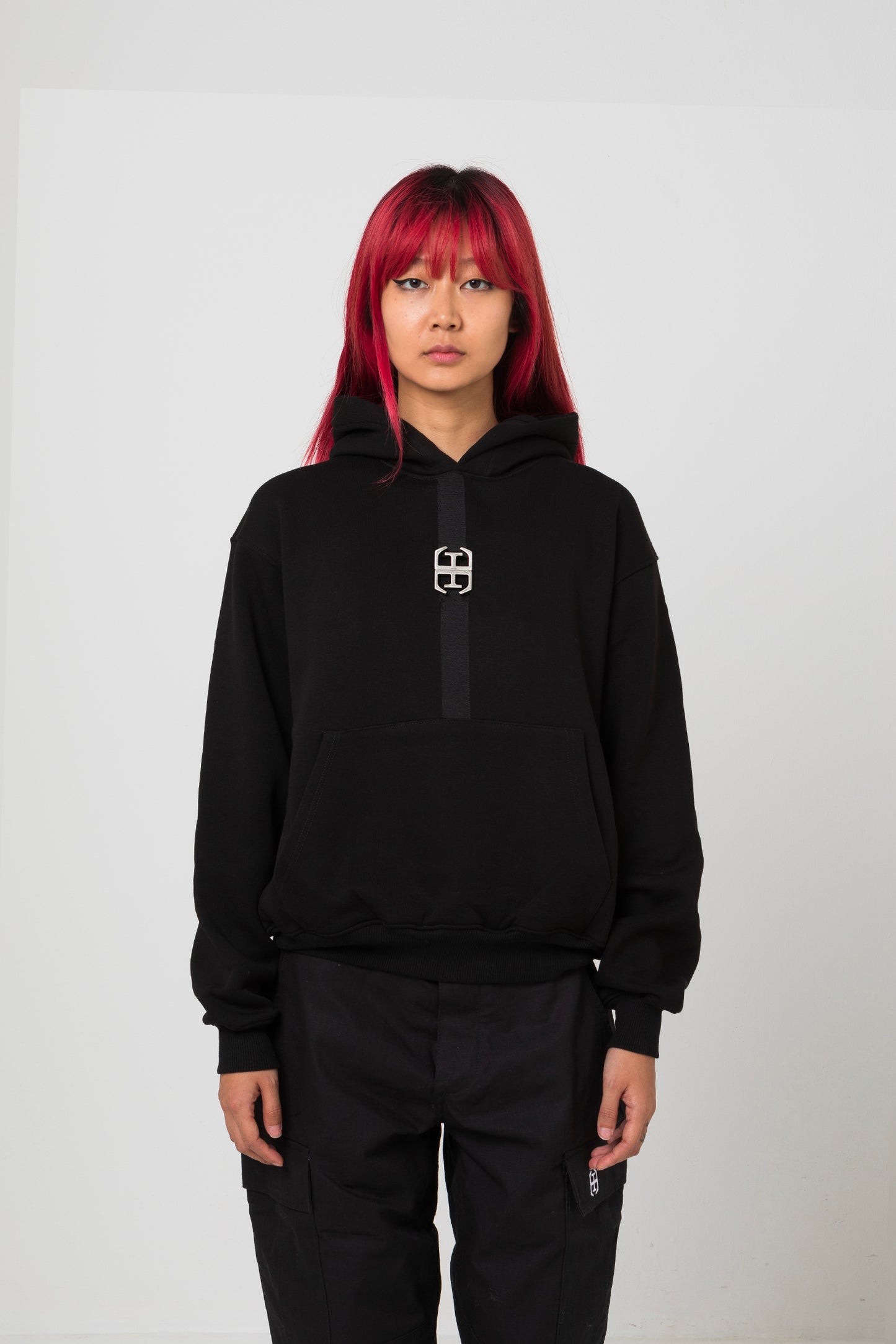 LOGO BUCKLE HOODIE