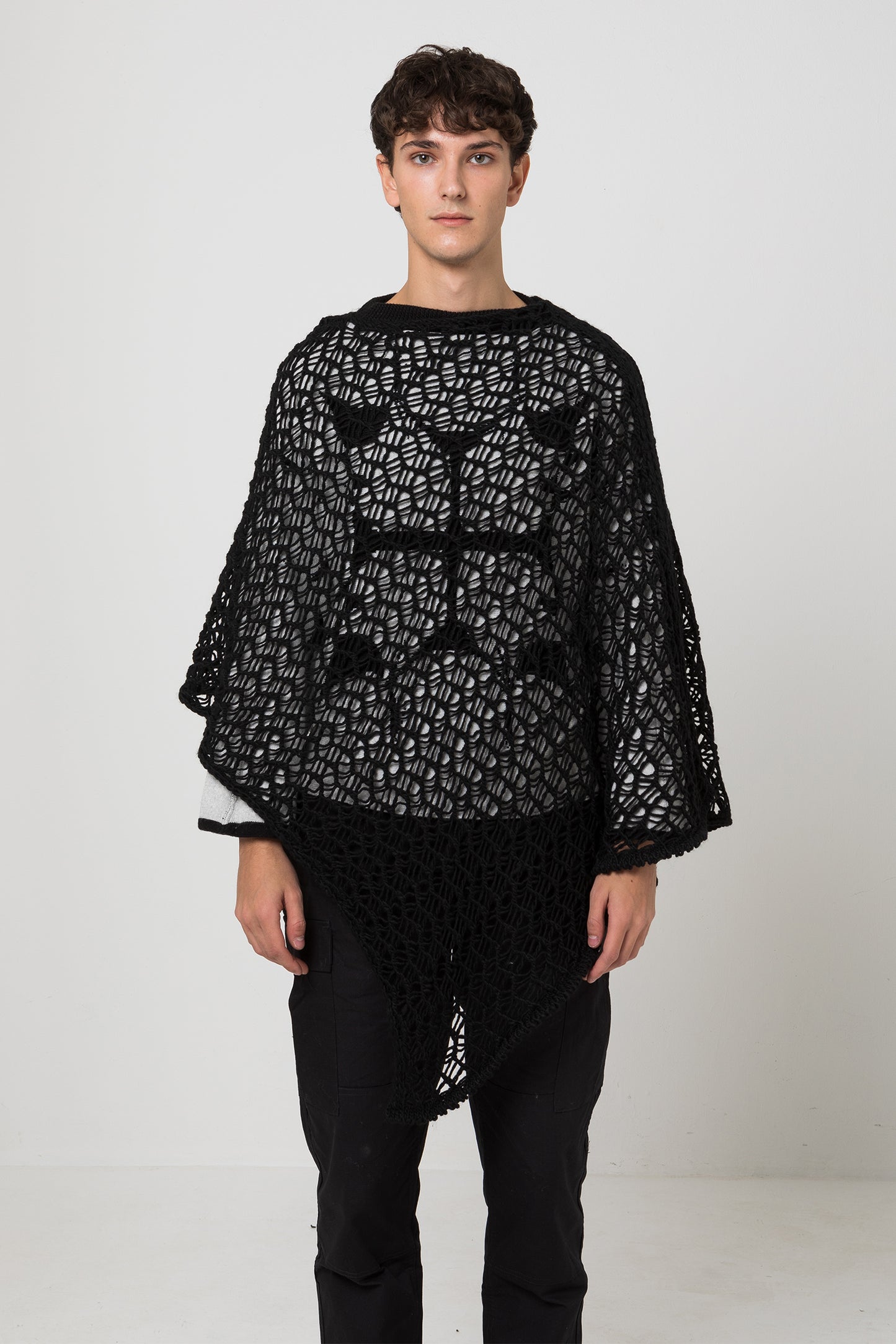 KNITTED NET PONCHO