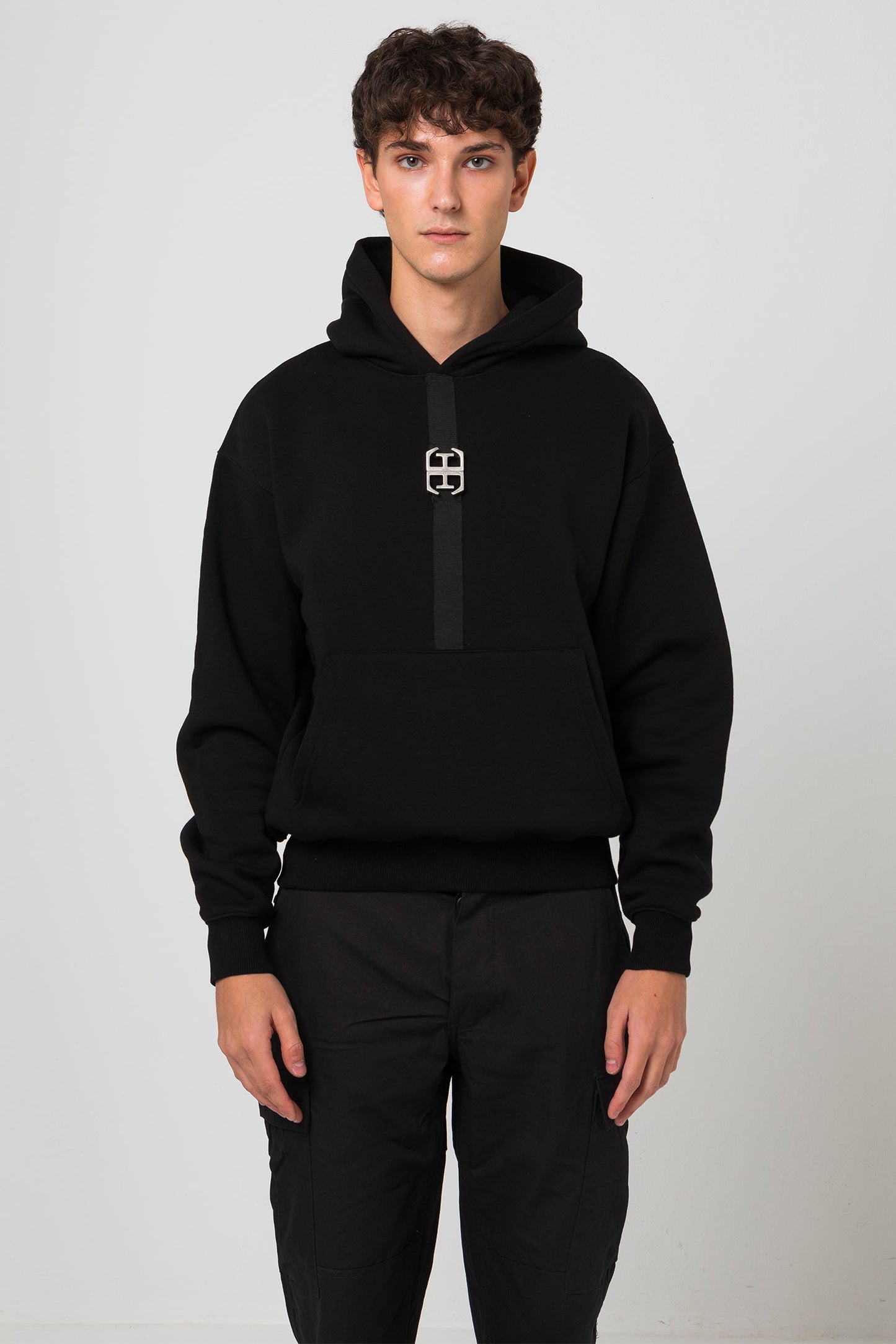 LOGO BUCKLE HOODIE